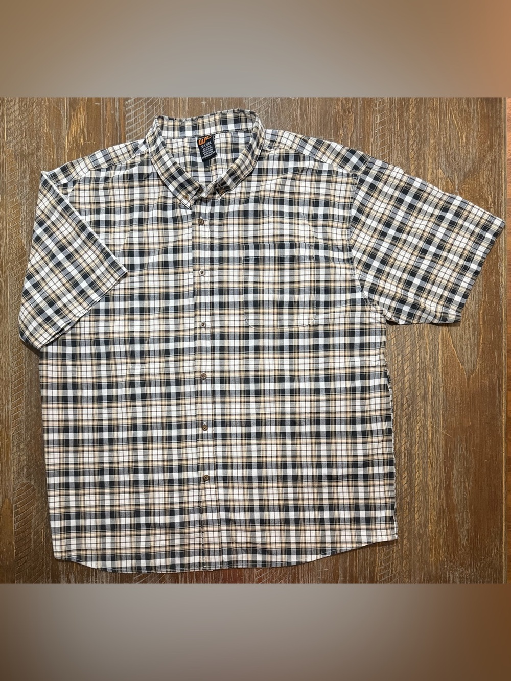 Men’s Short Sleeve Plaid Button Down Shirt by Walnut Creek - Size 3X-Large